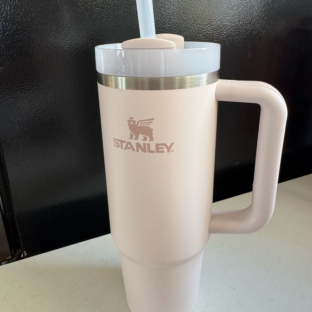Stanley Cream Tumbler with Handle